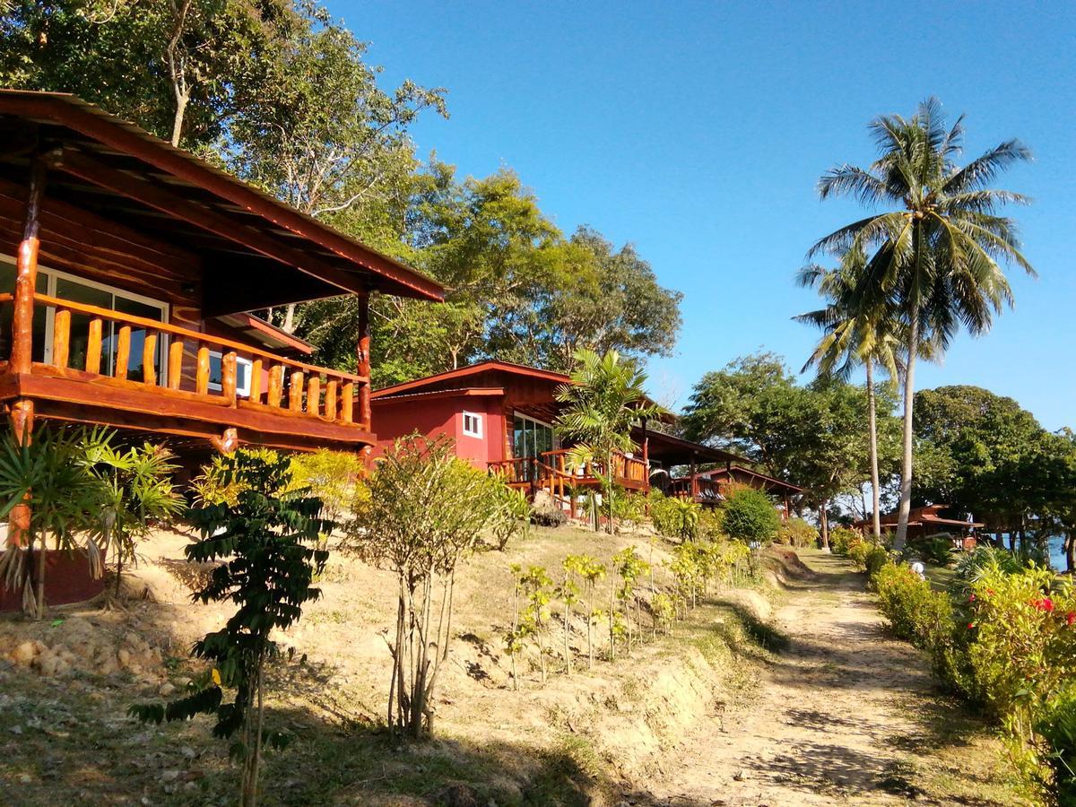 Kohjum Freedom Resort Koh Jum Exterior foto